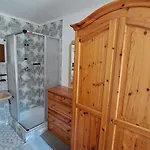 Dorfgasthof Und Fruehstueckspension Tiefenbacher Hotel