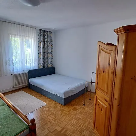 Gaestezimmer Tiefenbacher Hotel